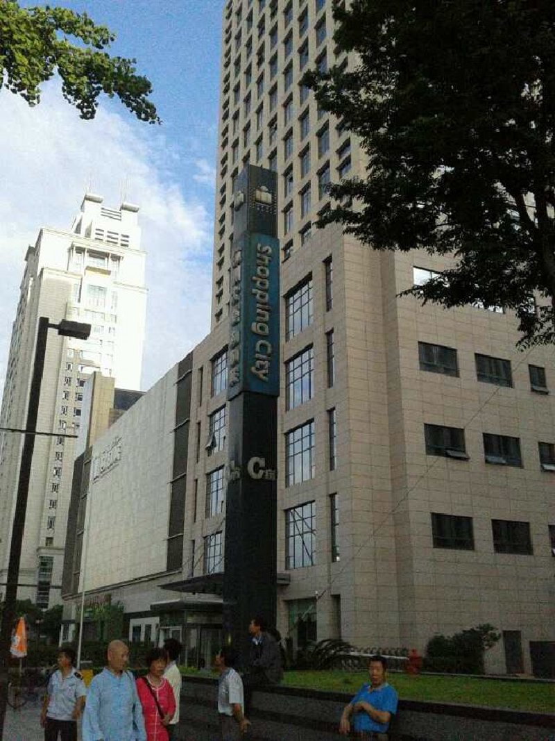 翡翠A货的价格因品质、大小、色泽等不同而有很大差异，你了解过吗？